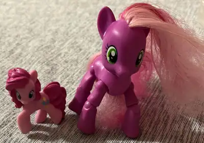 My Little Pony Figures (legs move on one) - 2/3 Inches, View more
