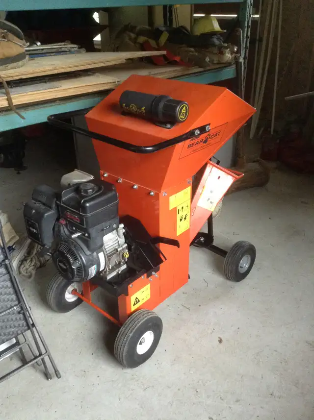 ECHO BearCat SC3305 Chipper Shredder