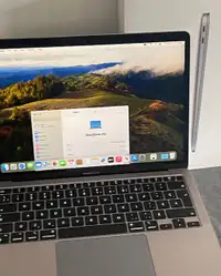 New macbook air 13 space grey M1 model 2020  touch ID