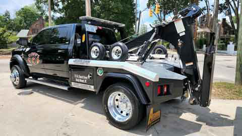 Tow Truck Service -  Edmonton and Area in Cars & Trucks in Edmonton