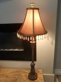 30" Tall Lamp 