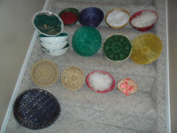 Baskets $1-3. Lot #2. Clean from smoke/pet free home. Pic # 2, 1