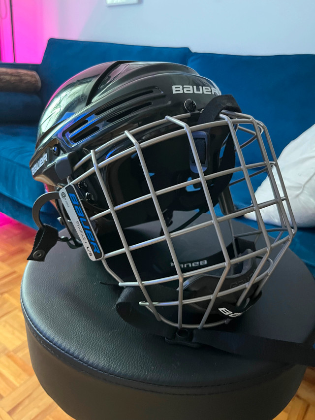 Kit complet hockey cossum pour femme dans Hockey  à Ville de Montréal