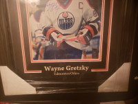Wayne Gretzky - Original (Signed) Early Yrs 1/1 Photos (4) GWG