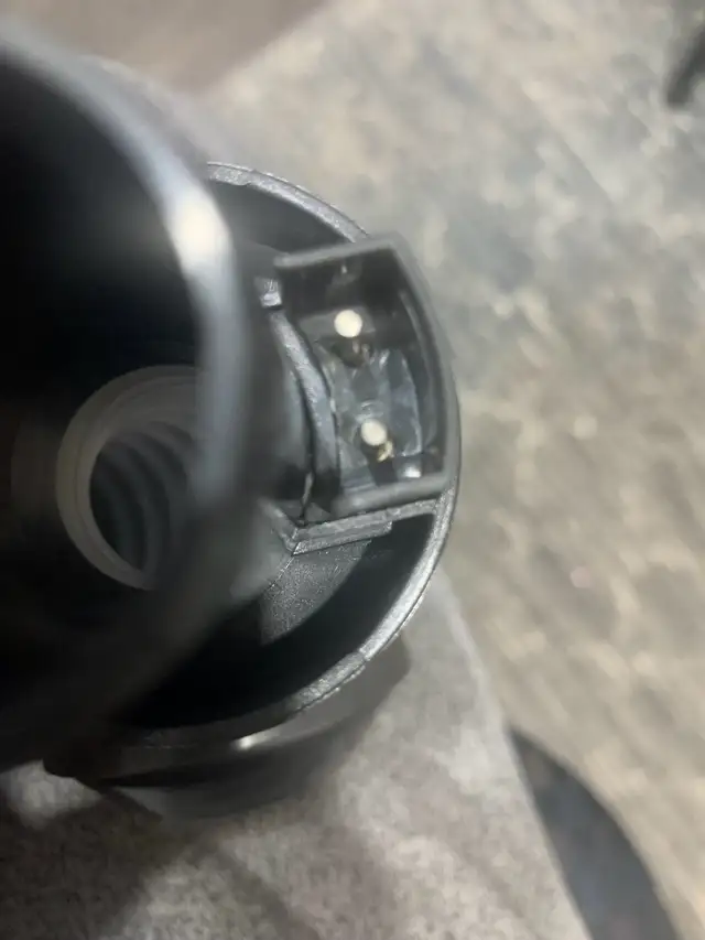 Dyson Vacuum Head Attachment in Vacuums in Mississauga / Peel Region - Image 4