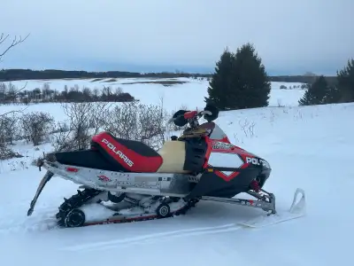 2003 Polaris Pro X 440 with a 600 installed. The 600 was from an 09 has perc (reverse). Sled is in n...