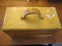Coffre d'outils en bois vintage