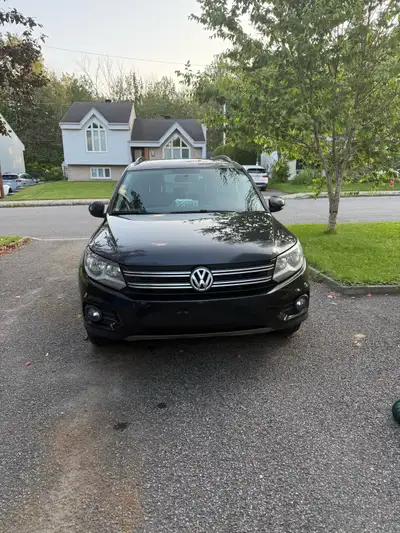 Je vends mon Volkswagen Tiguan 2013, un VUS compact offrant une conduite agréable et des fonctionnal...