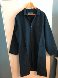 NEW Canadian Linen and Uniform Service Navy Blue Lab Coat