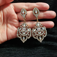 Vintage Glamorous Rhinestone Drop Earrings