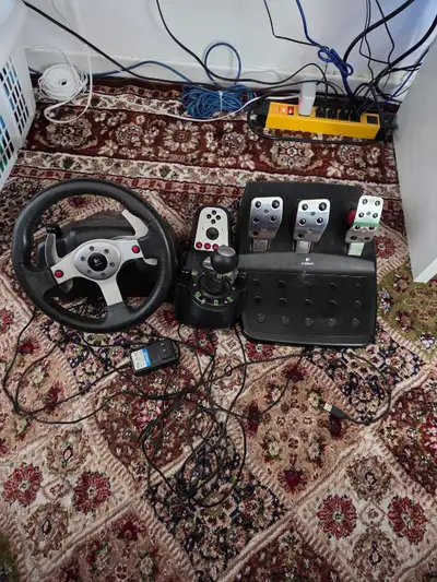 LOGITEC G25 RACING WHEEL WITH SHIFTER FORCE FEEDBACK, View more