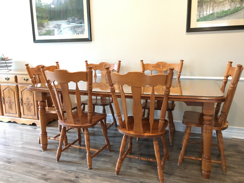 Solid hardwood dining table with glass table top and 6 chairs Dining Tables & Sets