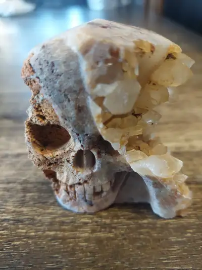 Hand carved crystal skull, View more