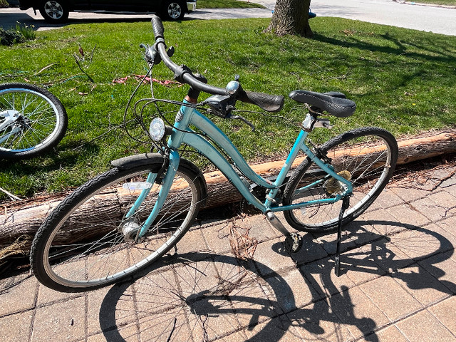 Specialized bike in Road in Markham / York Region