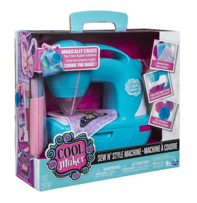 Sewing Machine Kit with 2 Refills in Toys & Games in City of Toronto