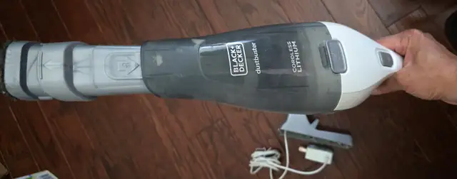 Black+Decker DustBuster handheld vacuum512633954223400961