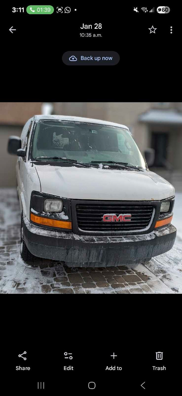 2016 GMC Savana 2500 V8 in Cars & Trucks in Mississauga / Peel Region