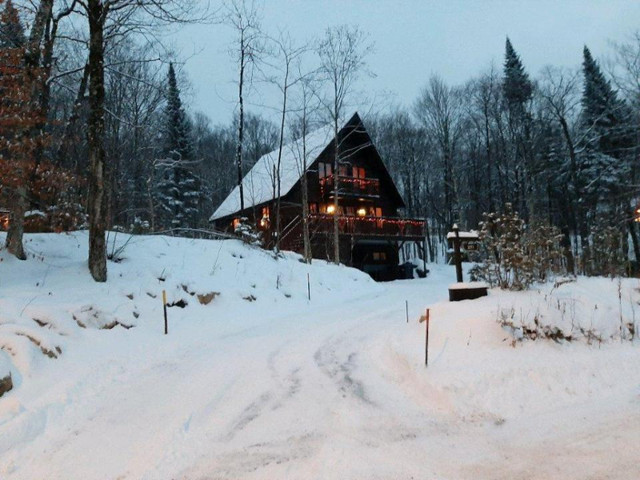 Chalet a louer / Lac Sergent / Portneuf / Québec in Quebec - Image 2