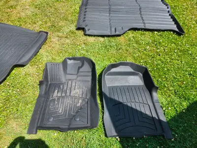 Weather Tech Mats for front for 2024 Ford Ranger. used 1 year. 150.00 OBO.