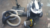 HOOVER vacuum with electrical power brush bar with accessories