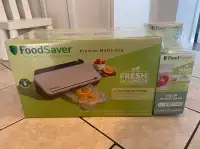 FoodSaver vacuum sealer (BRAND NEW IN BOX)