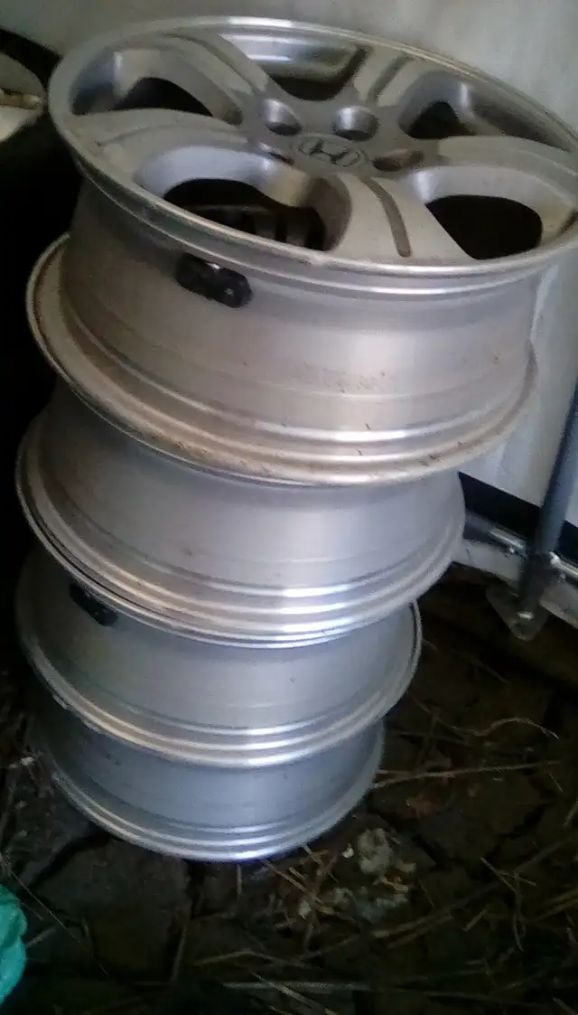 MULTIPLE RIMS AND TIRES in Tires & Rims in Kingston - Image 11