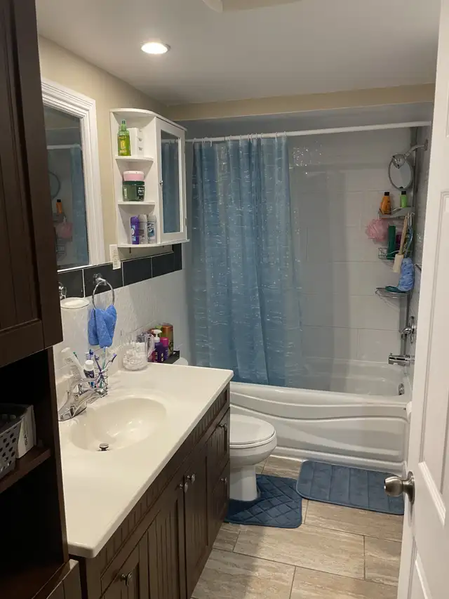 Grand 5 1/2 à louer, boulevard Gouin, rez-de-chaussée triplex