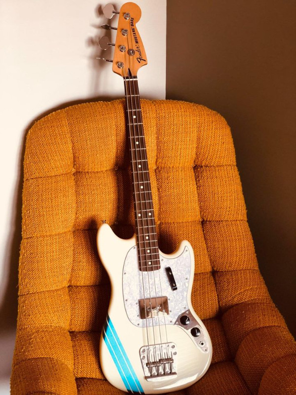 Fender "Pawn Shop" Mustang Bass Guitar in Guitars in Saskatoon - Image 2