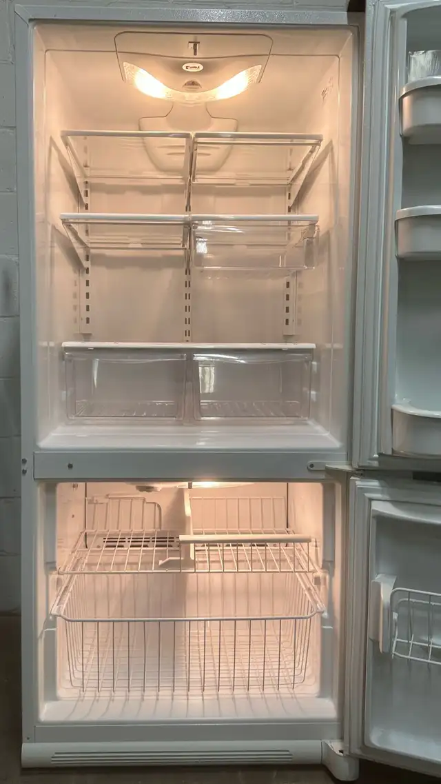 - Refrigerator “KENMORE” H66/W30/D31 in Refrigerators in Barrie - Image 3