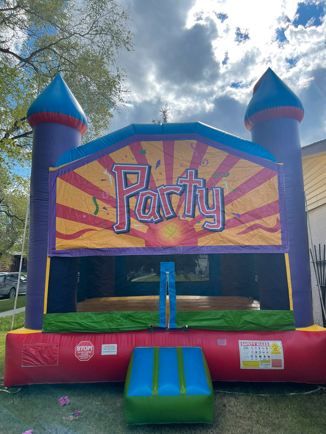 Fun fun fun dunk tank  rental carnival games inflatable bouncers in Entertainment in Winnipeg - Image 2