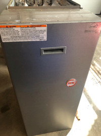 For sale Payne nat gas furnace, needs blower ($130 online)