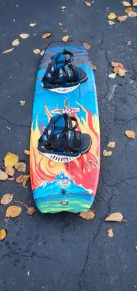 133cm Wakeboard with Bindings New condition 