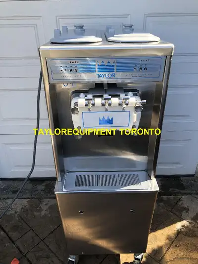 2013 TAYLOR 791-33 soft serve ice cream machine AIR COOL FROZEN YOGURT OR ICE CREAM MACHINE fully se...