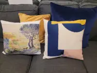 Coussins décoratifs / Decorative pillows