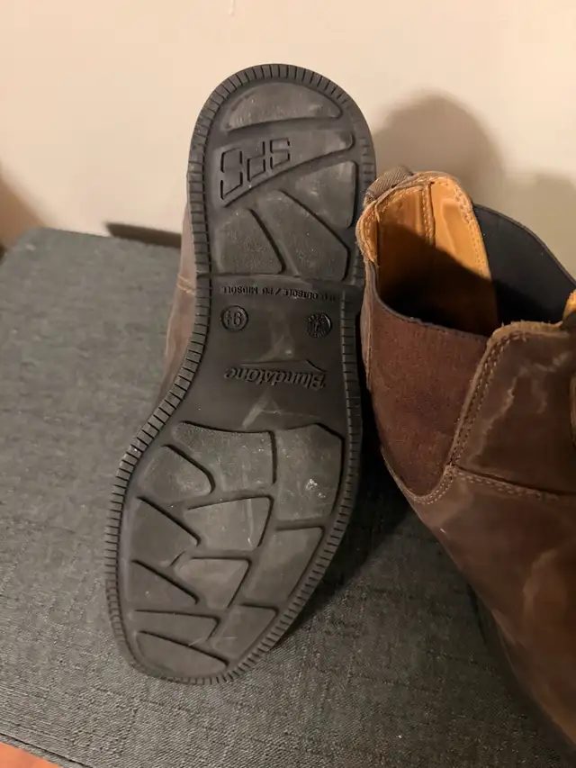 Blundstone Boots in Men's Shoes in Oshawa / Durham Region - Image 5