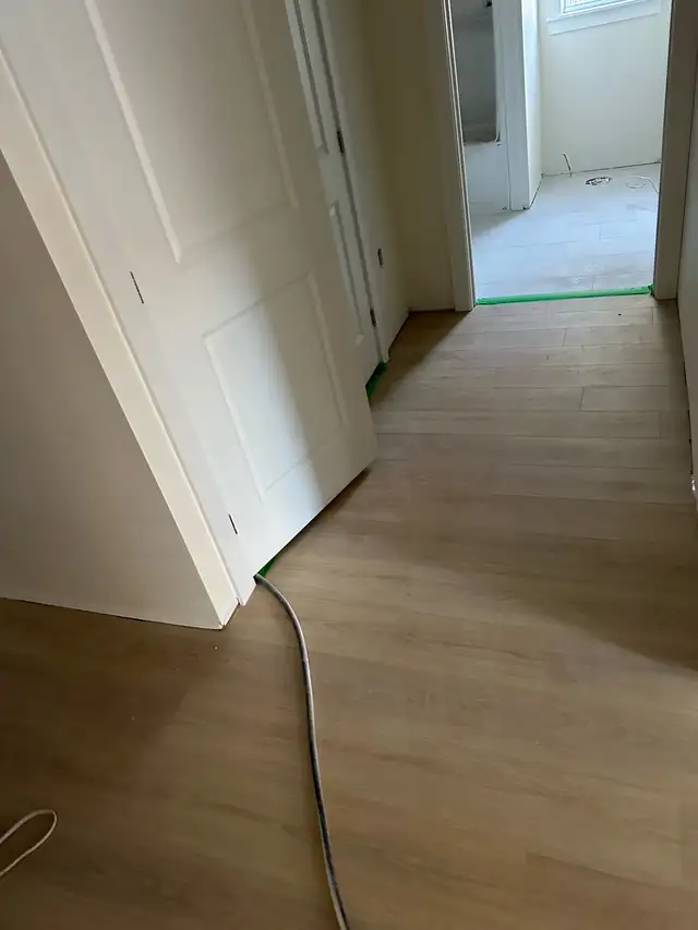 Hardwood floor Installation 64739289377539123