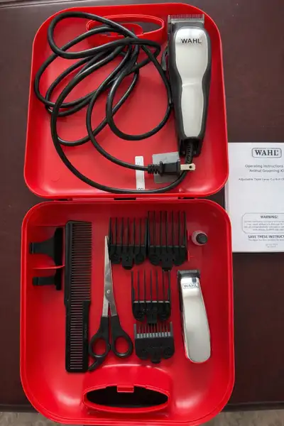 Gently used. Includes mini clipper.