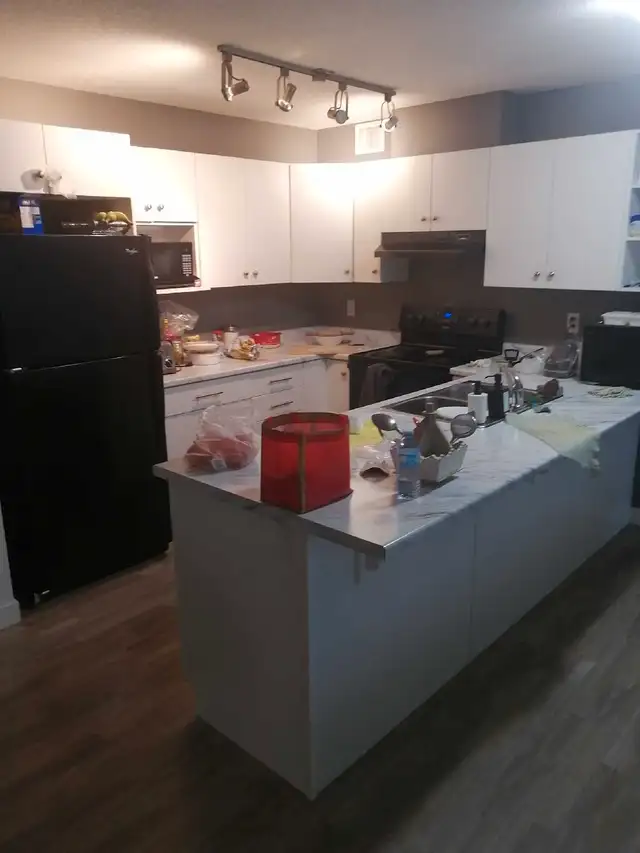 Room for Rent 63815759157123123