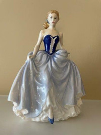 Royal Doulton Figurine Susan HN4532 Figure of Year 2005