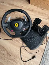 Thrustmaster T80 Racing Wheel Ferrari 488GTB  - PS5/PS4/PC