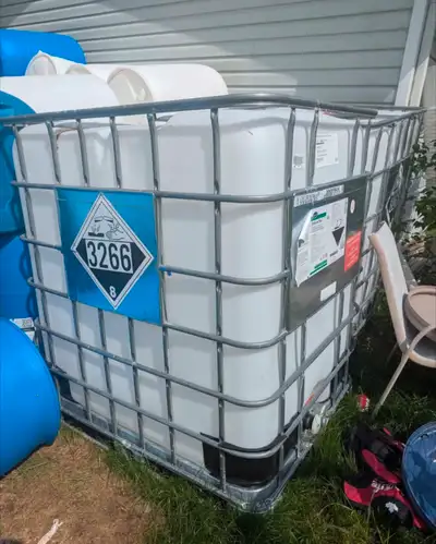 1200 liter Tanks / Totes , View more