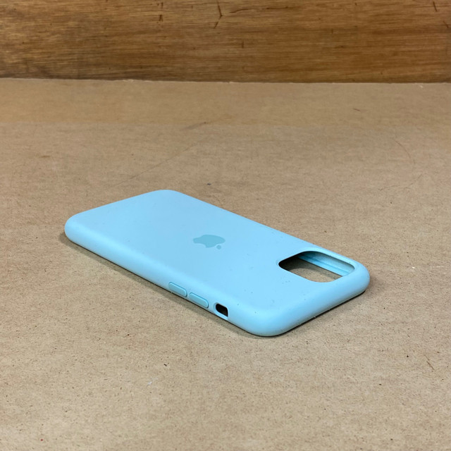 Genuine / Official Apple iPhone 11 Pro Silicone Case - Beryl in Cell Phone Accessories in London - Image 3