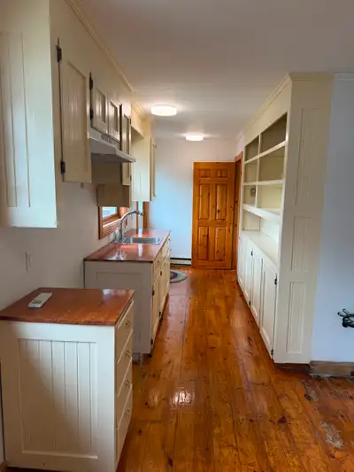 For Rent – 1 Bedroom + Den/Office in a Rural, Farm/Equestrian Setting - Available August 1, 2025 Are...