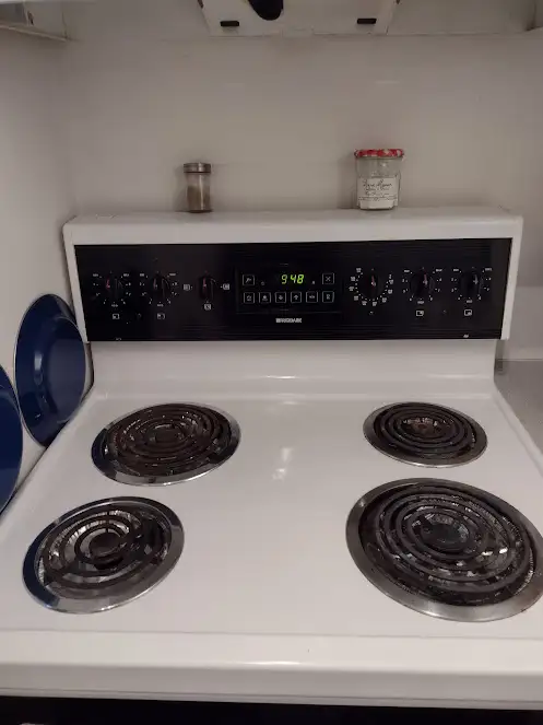Cuisinière et réfrigérateur in Stoves, Ovens & Ranges in Longueuil / South Shore - Image 11