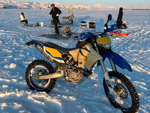 2013 Husaberg (ktm) FE 350 street legal dualsport SNOWBIKE in Dirt Bikes & Motocross in Regina - Image 9