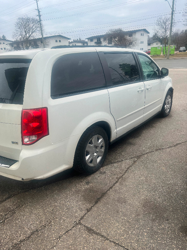 2011 Dodge Grand Caravan for sale 230,000kms sold As Is in Cars & Trucks in Kitchener / Waterloo - Image 3