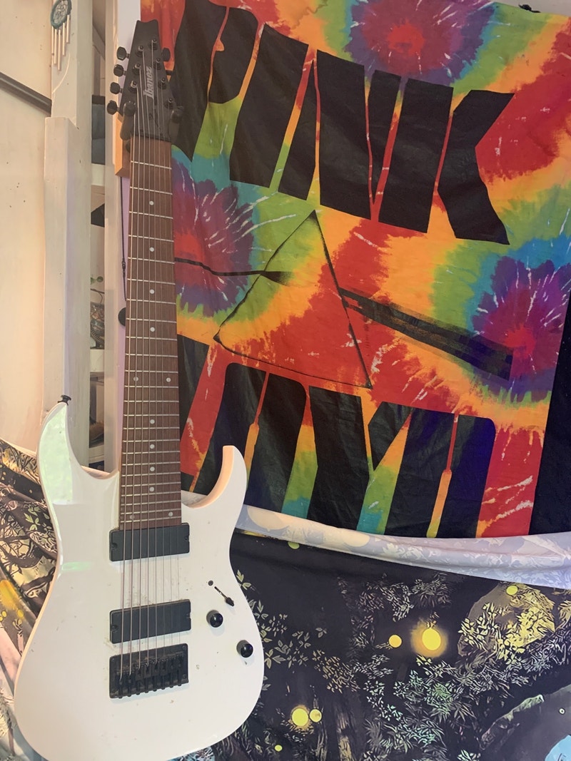8 string ibanez electric guitar. GREAT condition Guitars City of