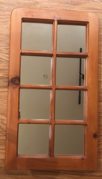 Miroir cadre en bois fabriqué au Québec 27 po x 15.50 po