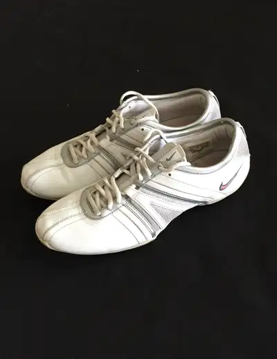 Size 9.5 Leather Uppers Excellent condition