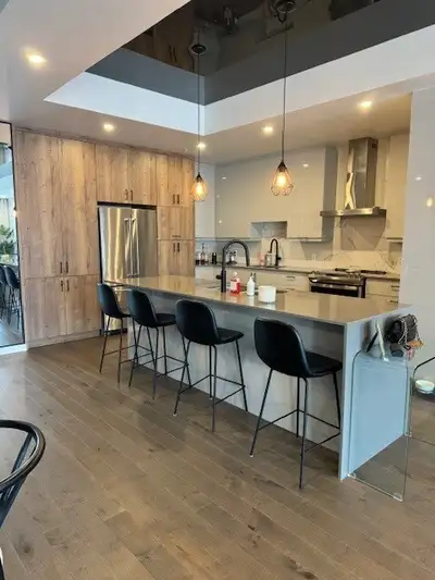 Super Penthouse de luxe Laval - 5 1/2 avec 2 garages
